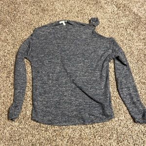 Women’s top size Small